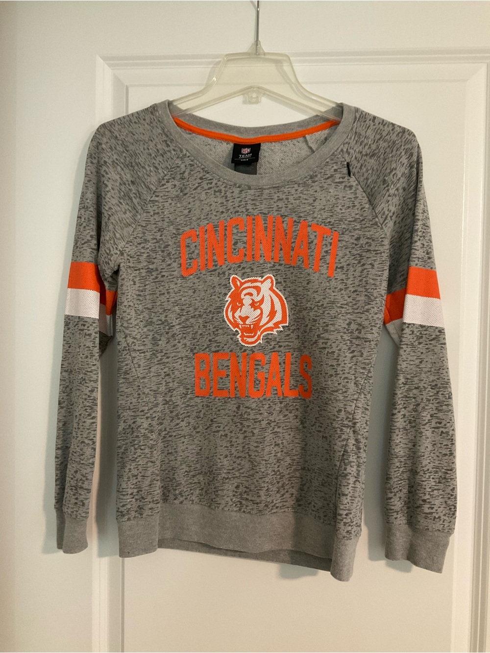 Cincinnati Bengals Girls XL Gray & Orange Lightweight Sweatshirt